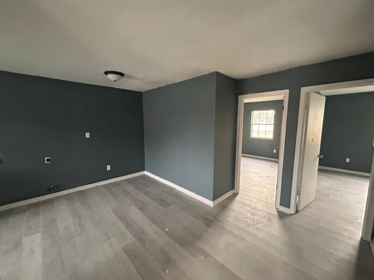 Apartment for rent at 1421 S Mulberry St #1, Pine Bluff, AR 71603