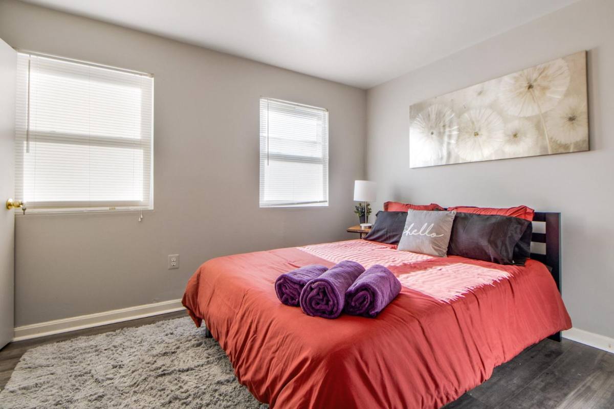 Condo for rent at 1216 1 2 W Lafayette Ave #B2, Baltimore, MD 21217
