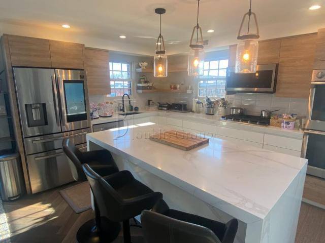 Apartment for rent at 21-39 38th St #2, Astoria, NY 11103