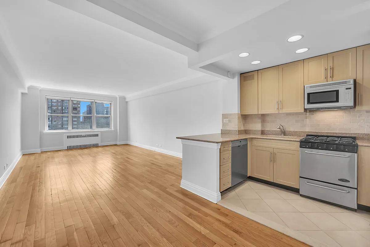 Apartment for rent at 41 Park Ave #12BB, New York, NY 10016
