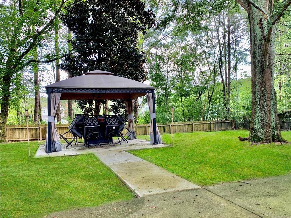 House for rent at 154 Leighs Grove Court, Grayson, GA 30017