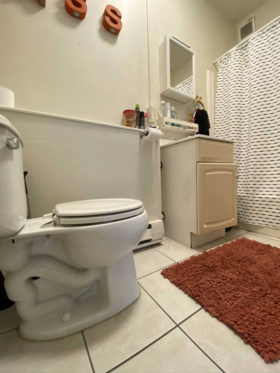 Apartment for rent at 118 Hyde Park Ave, Jamaica Plain, MA 02130