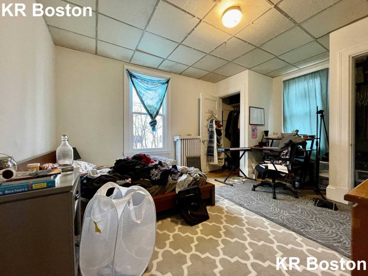Apartment for rent at 36 Imrie Rd, Allston, MA 02134