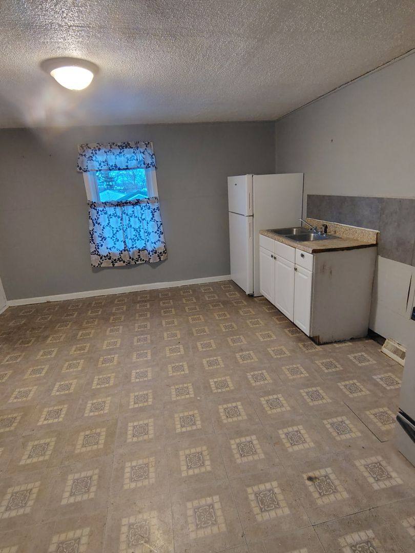 Apartment for rent at 2703 Tremper Ave, Sandusky, OH 44870