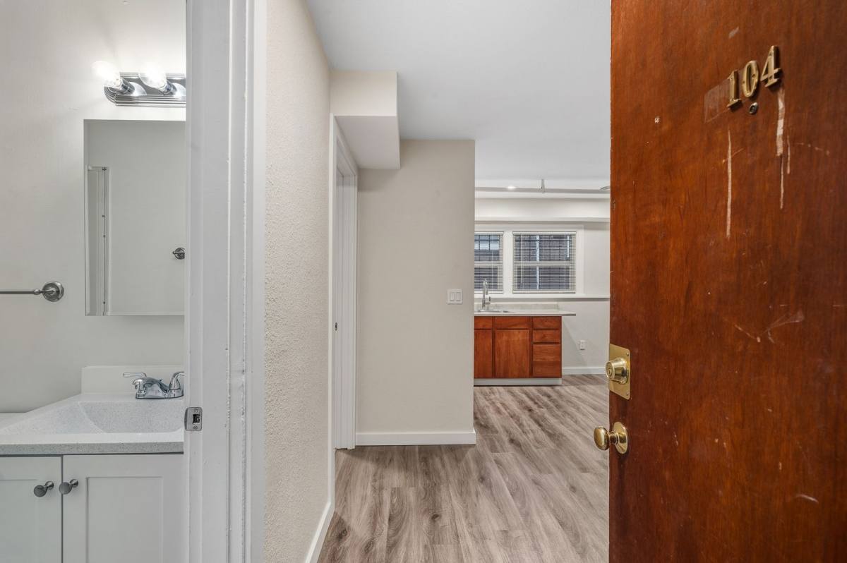 Apartment for rent at 625 4th Ave W, Seattle, WA 98119
