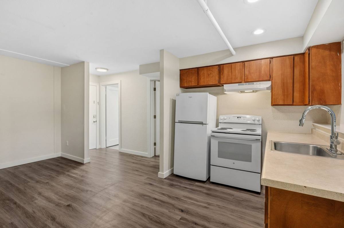 Apartment for rent at 625 4th Ave W, Seattle, WA 98119