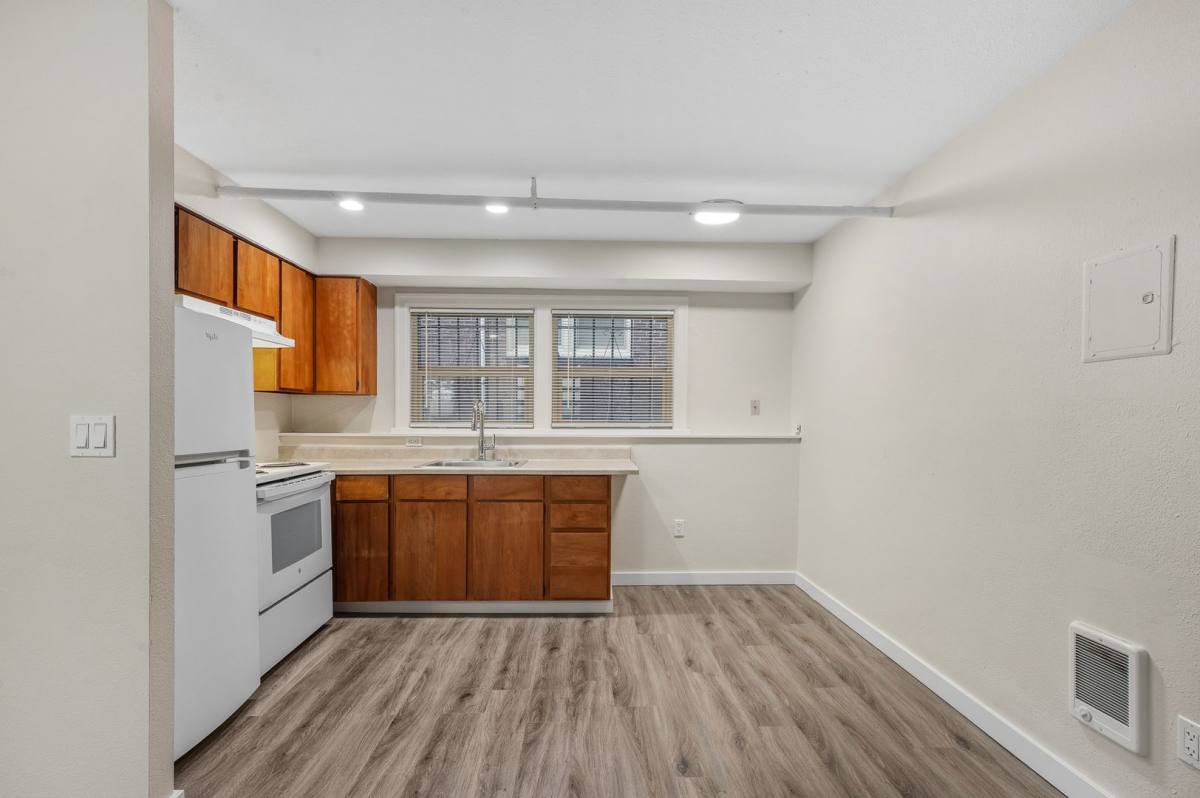 Apartment for rent at 625 4th Ave W, Seattle, WA 98119