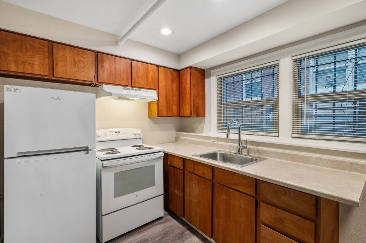 Apartment for rent at 625 4th Ave W, Seattle, WA 98119