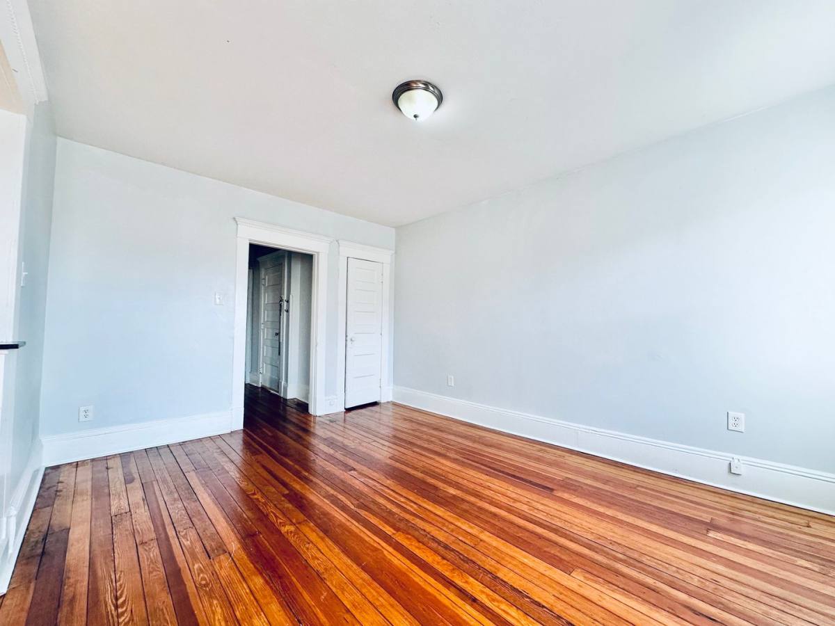 Apartment for rent at 165 Park St, New Haven, CT 06511