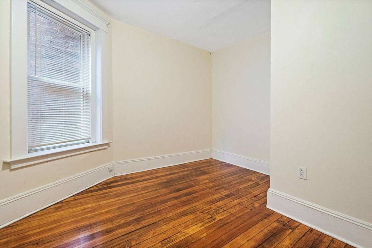Apartment for rent at 165 Park St, New Haven, CT 06511
