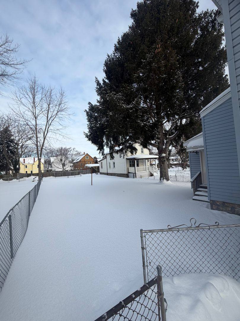 House for rent at 612 E 12th, Erie, PA 16503