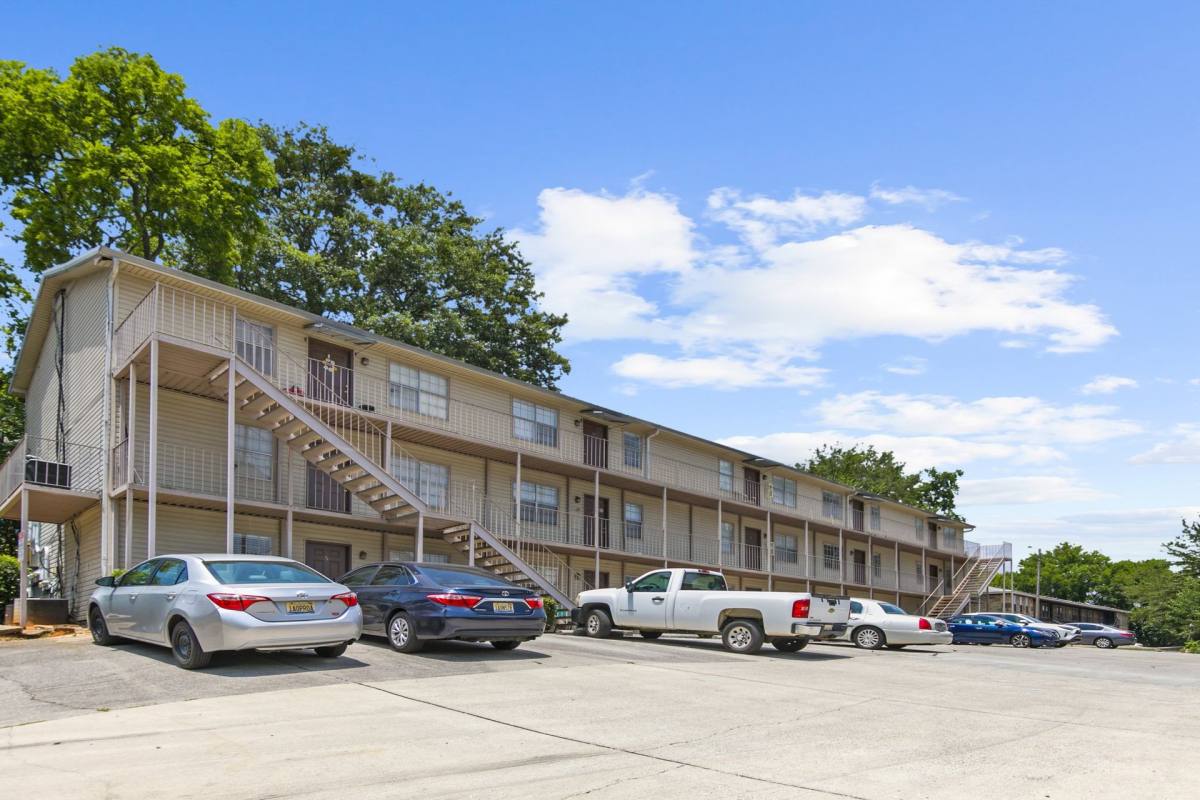 Townhouse for rent at 1331 14th Ave S, Birmingham, AL 35205