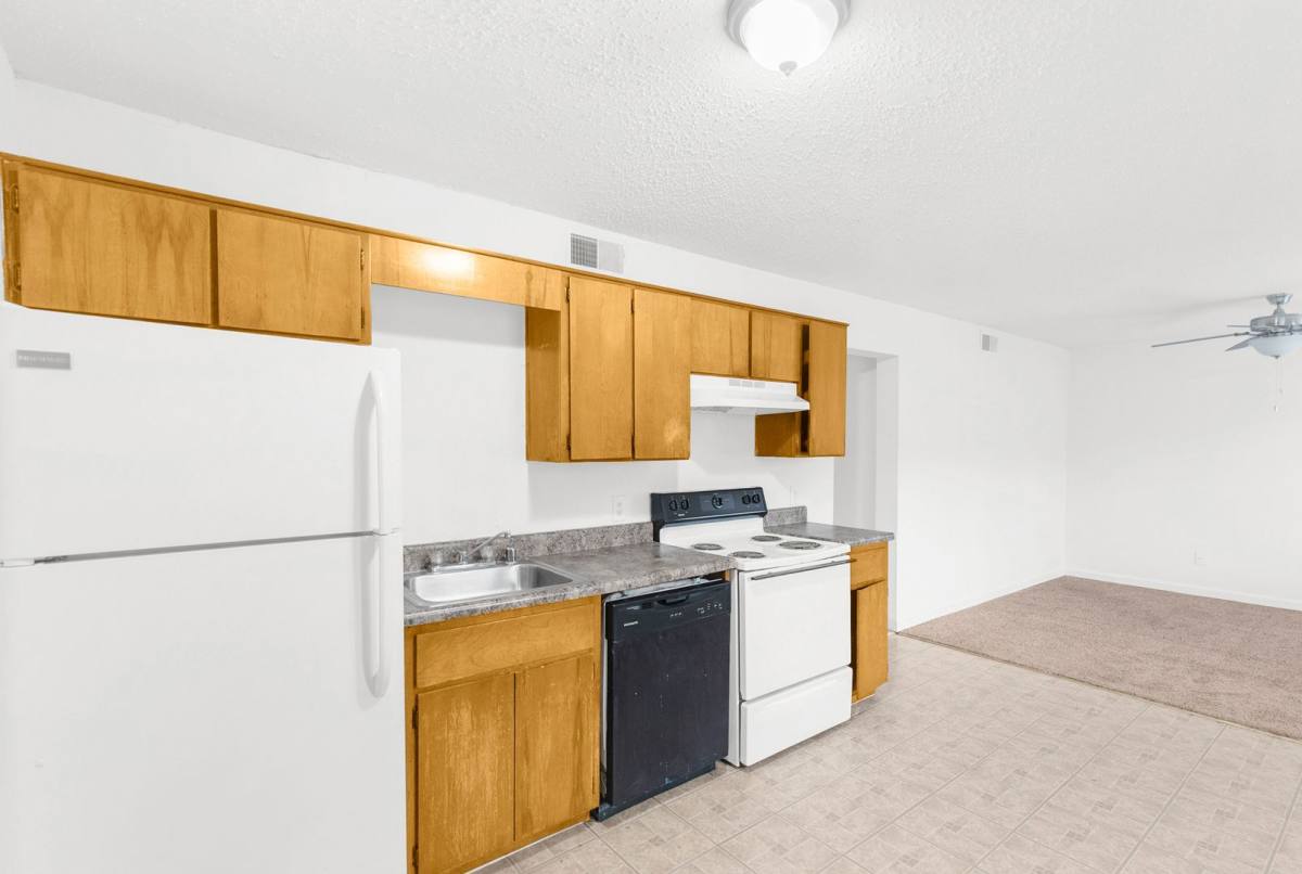 Townhouse for rent at 1331 14th Ave S, Birmingham, AL 35205