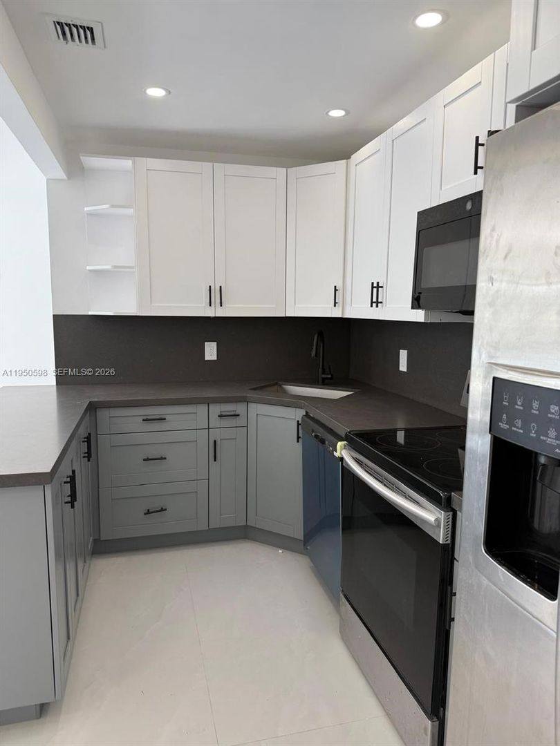 House for rent at 1056 SW 2nd St, Hallandale, FL 33009