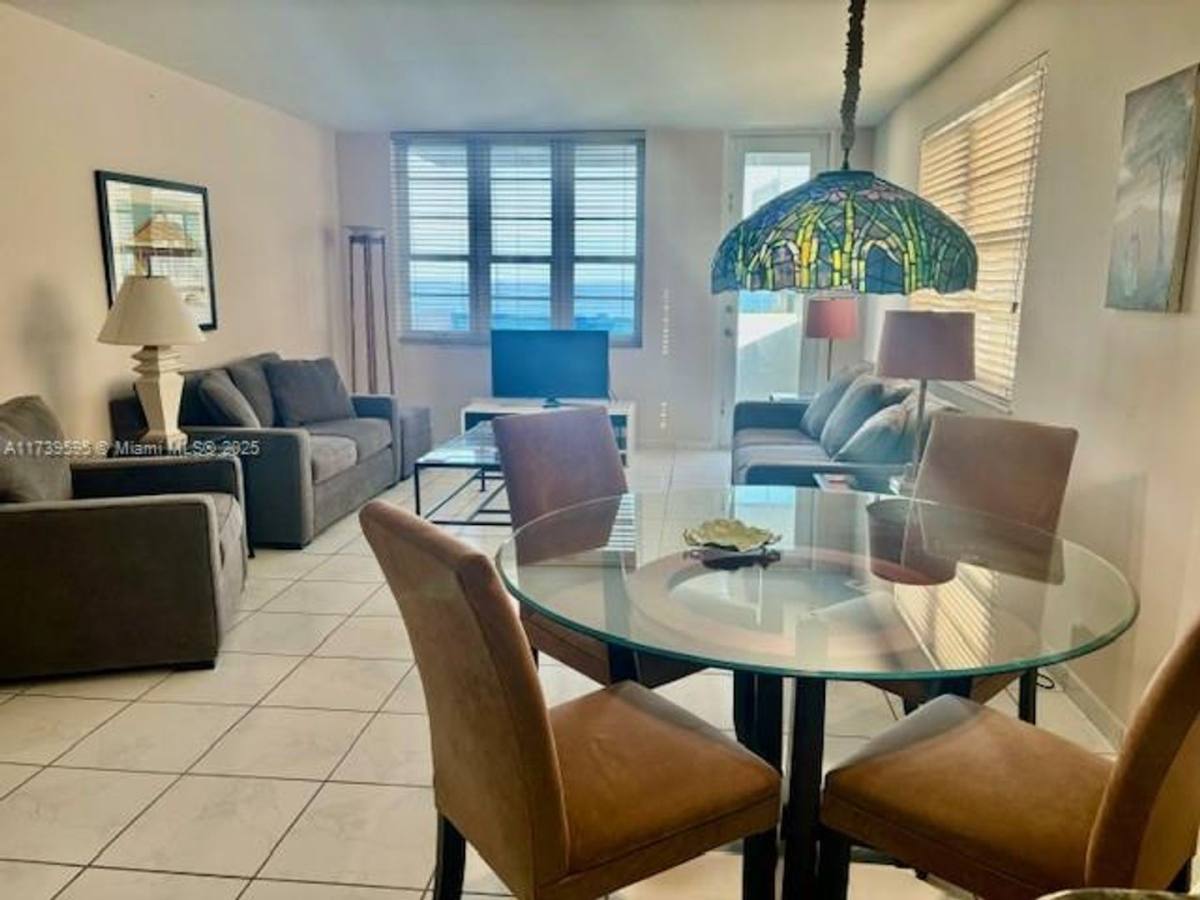 Apartment for rent at 100 Lincoln Rd, Miami Beach, FL 33139