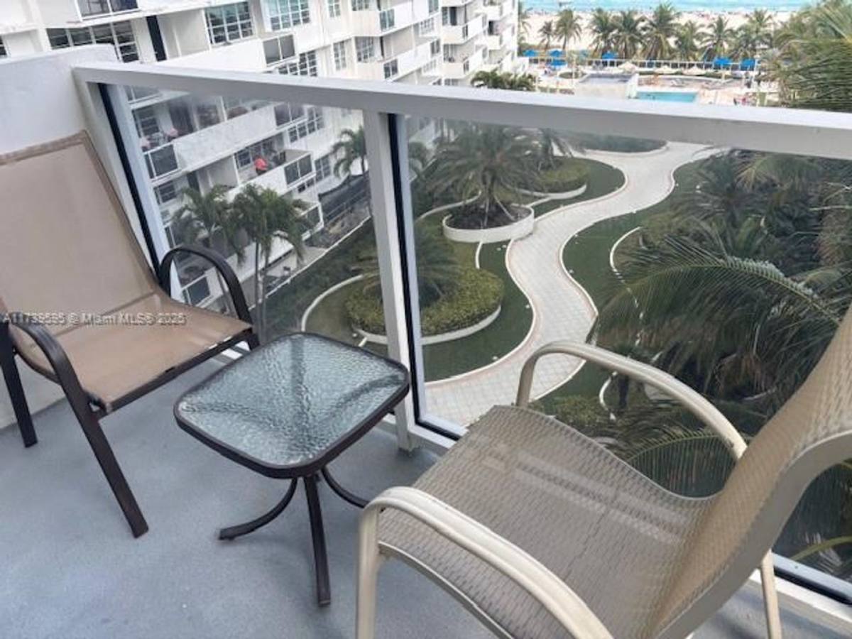 Apartment for rent at 100 Lincoln Rd, Miami Beach, FL 33139