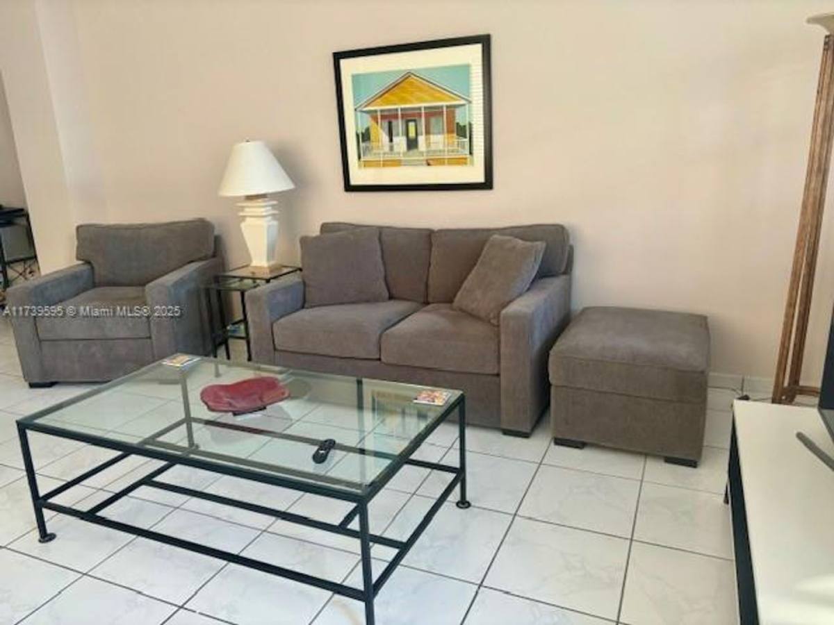 Apartment for rent at 100 Lincoln Rd, Miami Beach, FL 33139