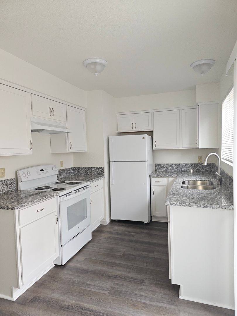 Apartment for rent at 1418 & 1420 Carmel St, San Luis Obispo, CA 93401