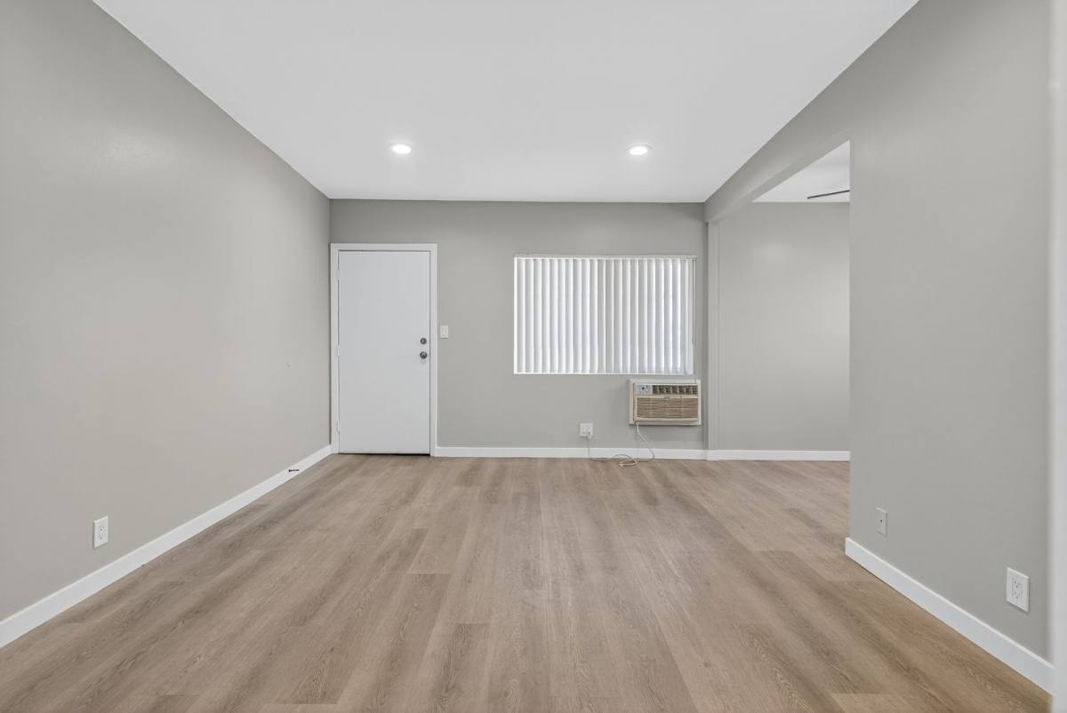 Apartment for rent at 9632 Ball Rd, Anaheim, CA 92804