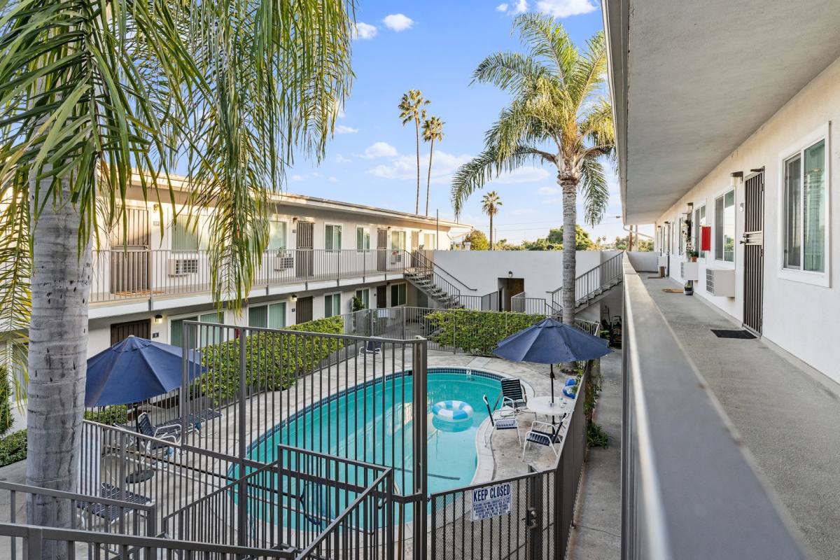 Apartment for rent at 9632 Ball Rd, Anaheim, CA 92804