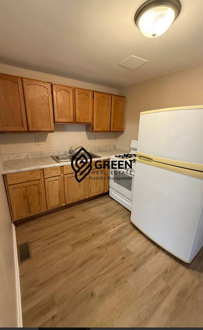 Apartment for rent at 2755 Cooper Dr, Kankakee, IL 60901