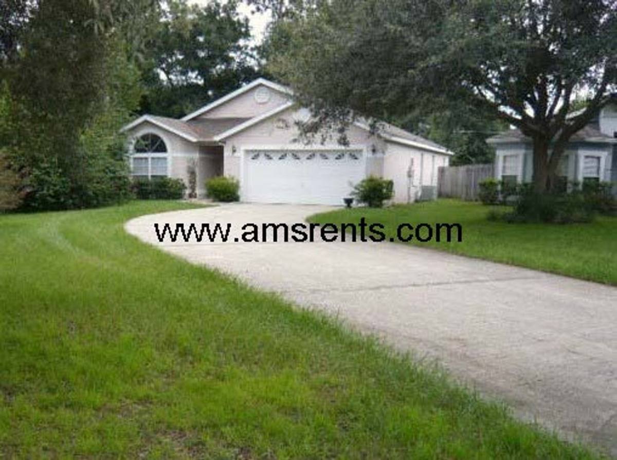 House for rent at 1812 Concord Dr, Apopka, FL 32703