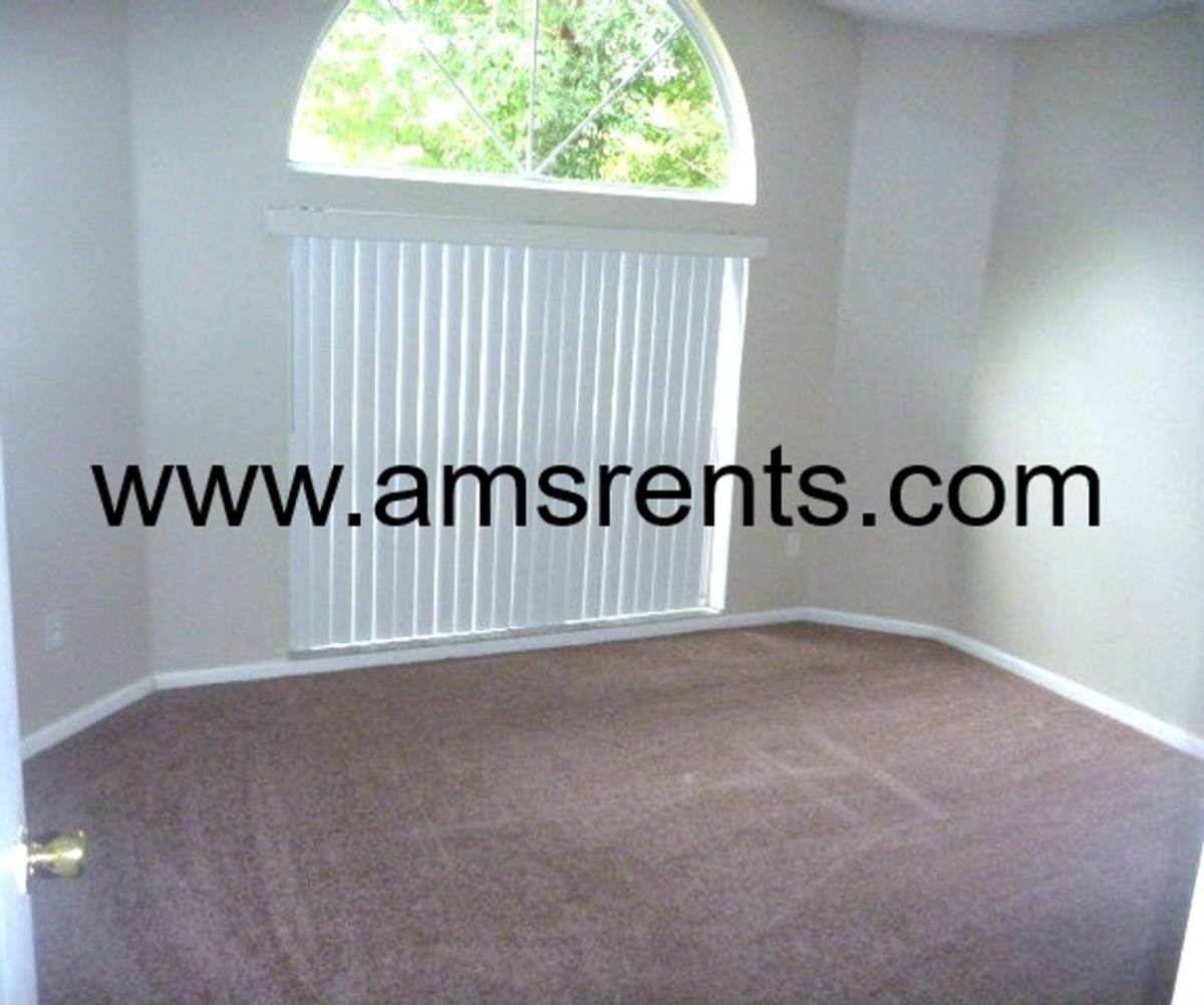 House for rent at 1812 Concord Dr, Apopka, FL 32703
