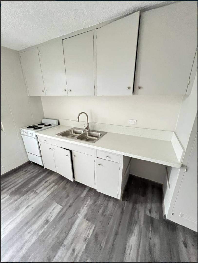 Apartment for rent at 910 Birch St, Honolulu, HI 96814
