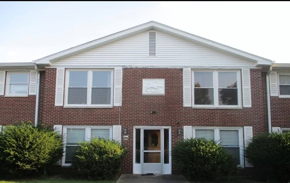 Apartment for rent at 6011 W 25th St, Indianapolis, IN 46224