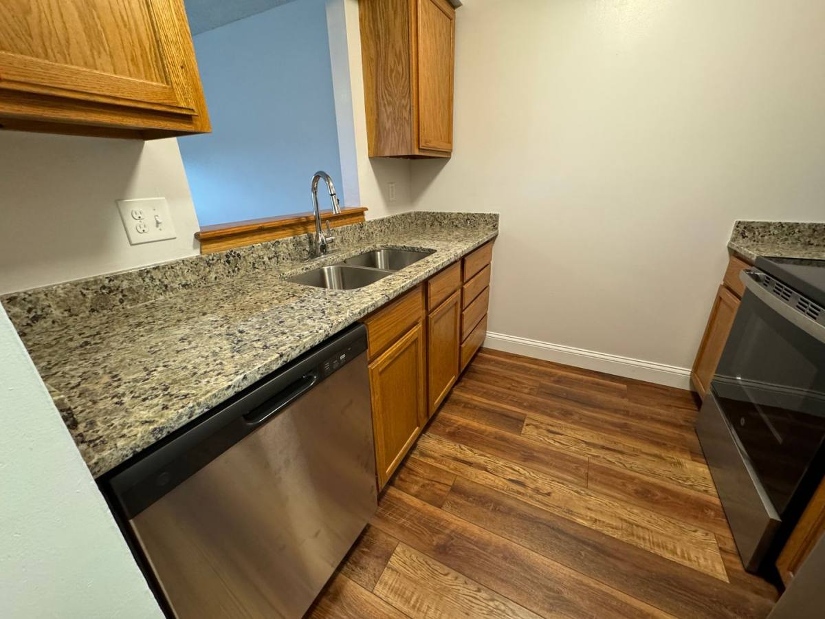 Apartment for rent at 621 Gateway Court, Lawrence, KS 66049