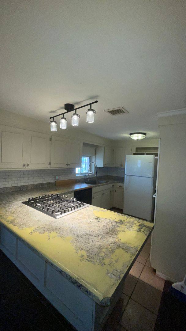 House for rent at 1704 N J Ave, Douglas, AZ 85607