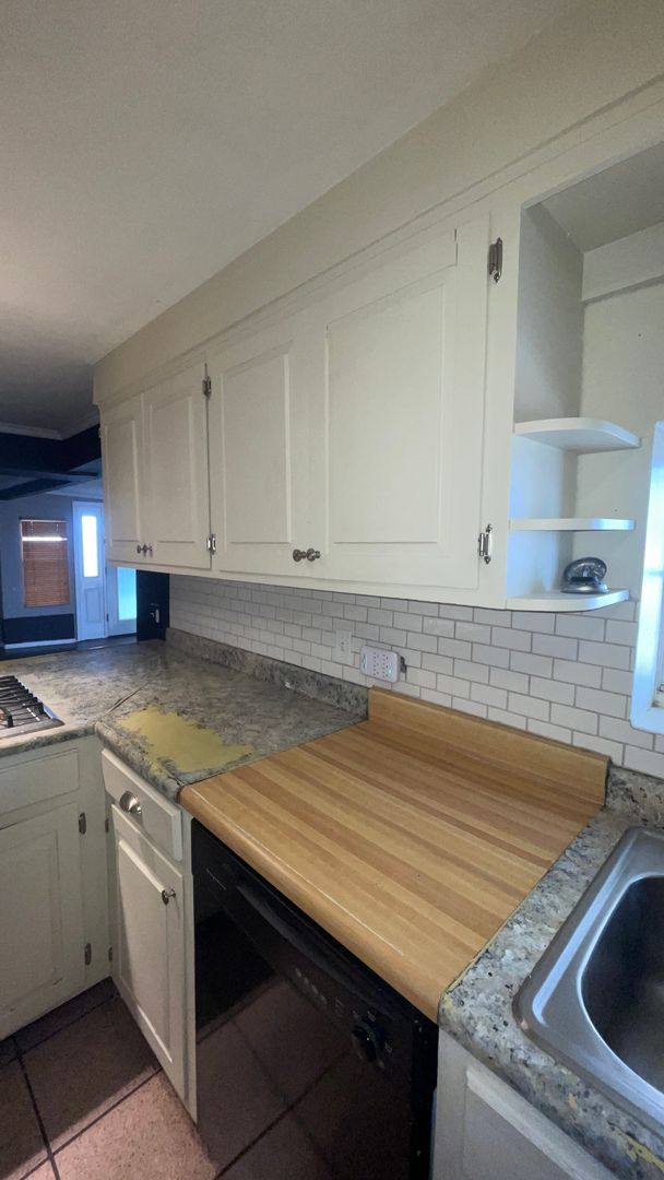 House for rent at 1704 N J Ave, Douglas, AZ 85607