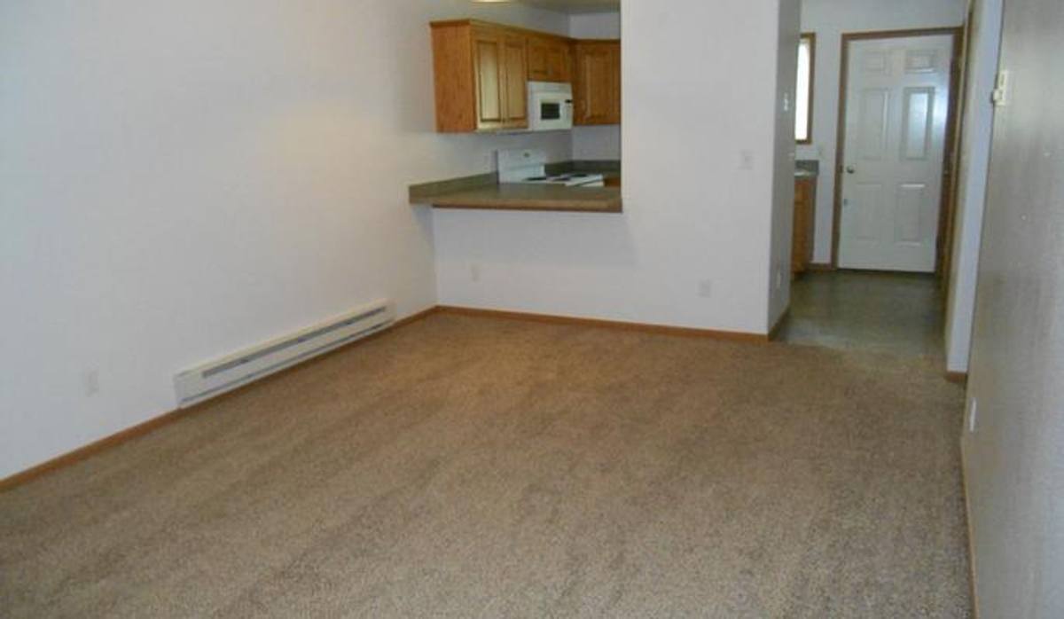 Townhouse for rent at 2374 Sparrow Dr, Dickinson, ND 58601