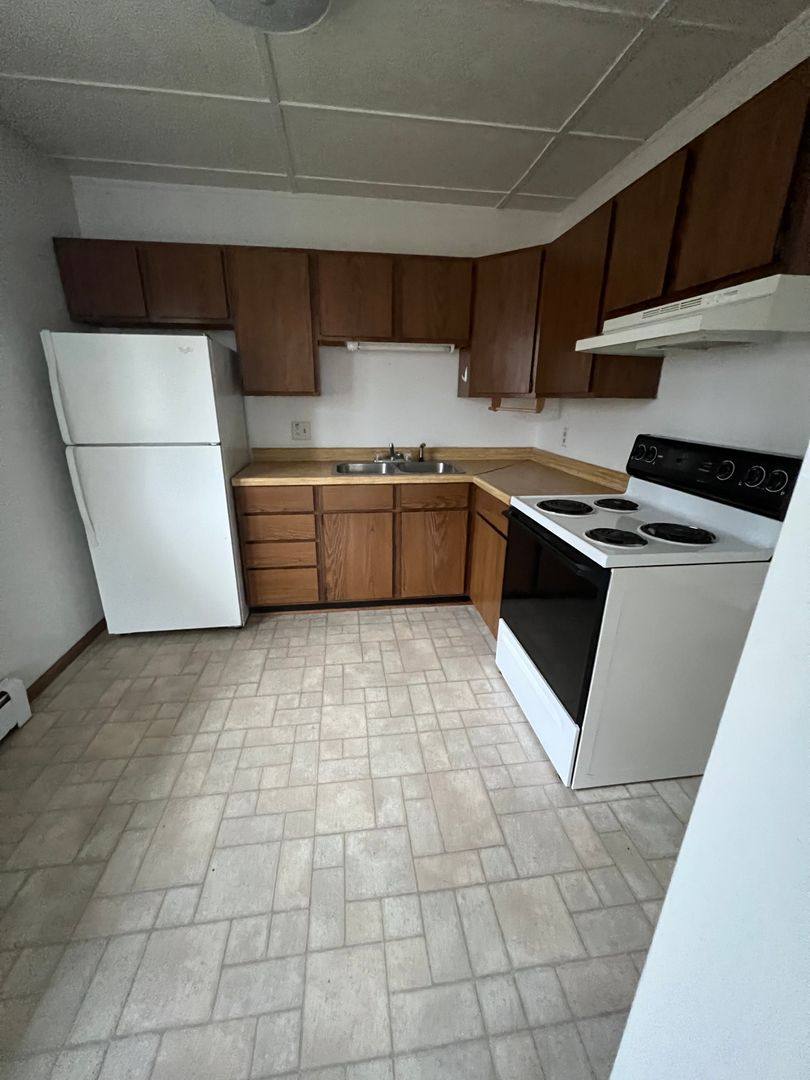 Apartment for rent at 1265 Webb St, Cumberland, WI 54829