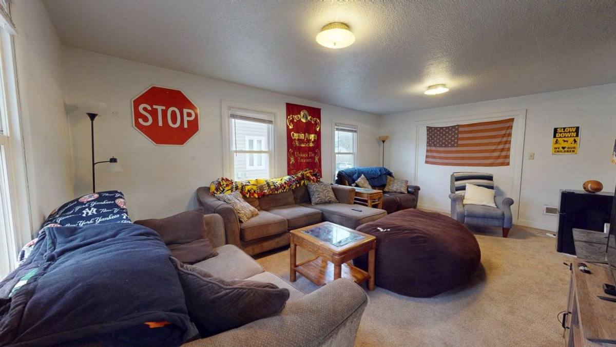 House for rent at 147 Campus Ave, Ames, IA 50014