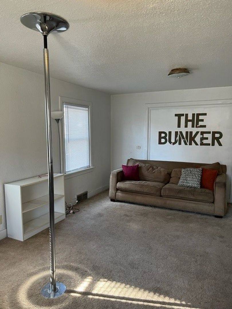 House for rent at 147 Campus Ave, Ames, IA 50014