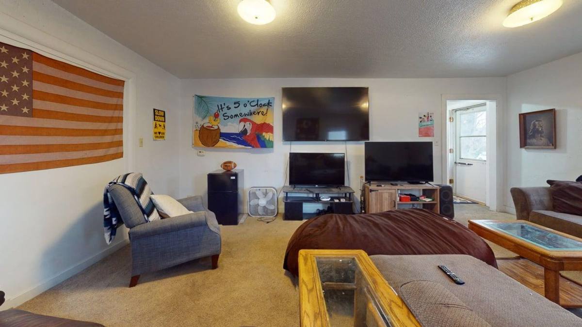 House for rent at 147 Campus Ave, Ames, IA 50014