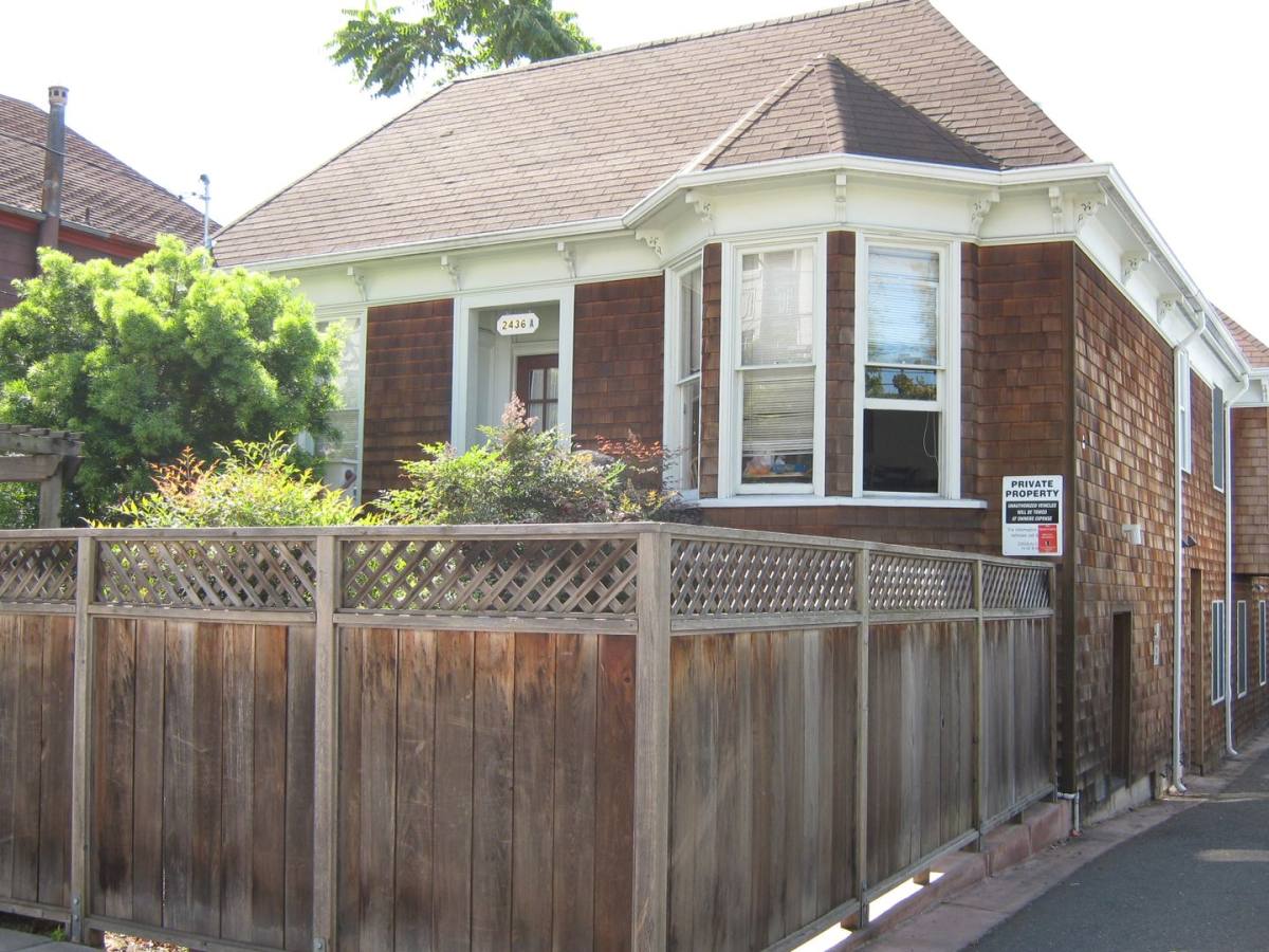 Apartment for rent at 2436 Ellsworth St, Berkeley, CA 94704
