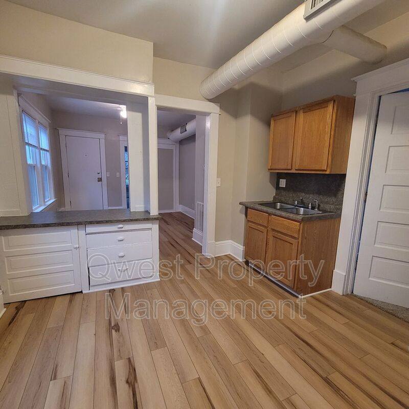 Apartment for rent at 46 National Ave SW, Grand Rapids, MI 49504