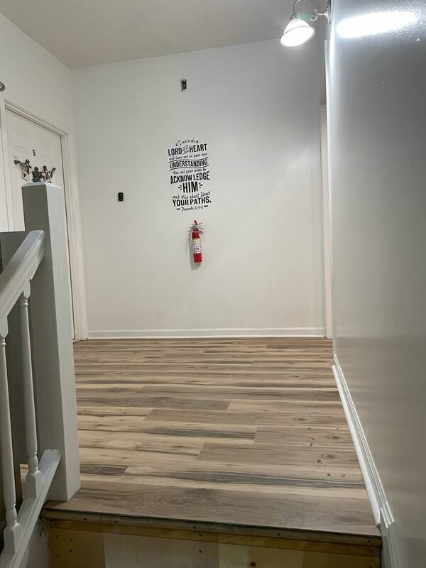 Apartment for rent at 113 N Harrison St #6, Alexandria, IN 46001