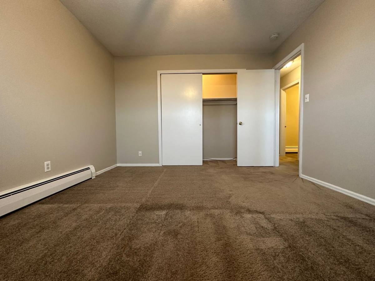 Apartment for rent at 601 Bradley Dr, Bloomington, IL 61701