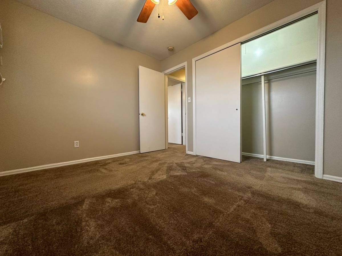 Apartment for rent at 601 Bradley Dr, Bloomington, IL 61701