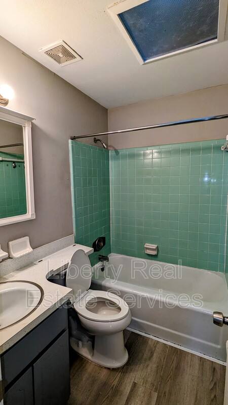 House for rent at 613 Franklin St, Hinesville, GA 31313