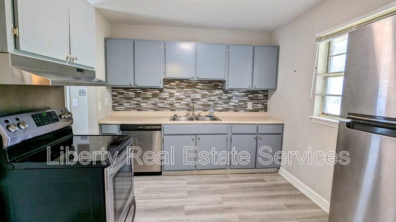 House for rent at 613 Franklin St, Hinesville, GA 31313
