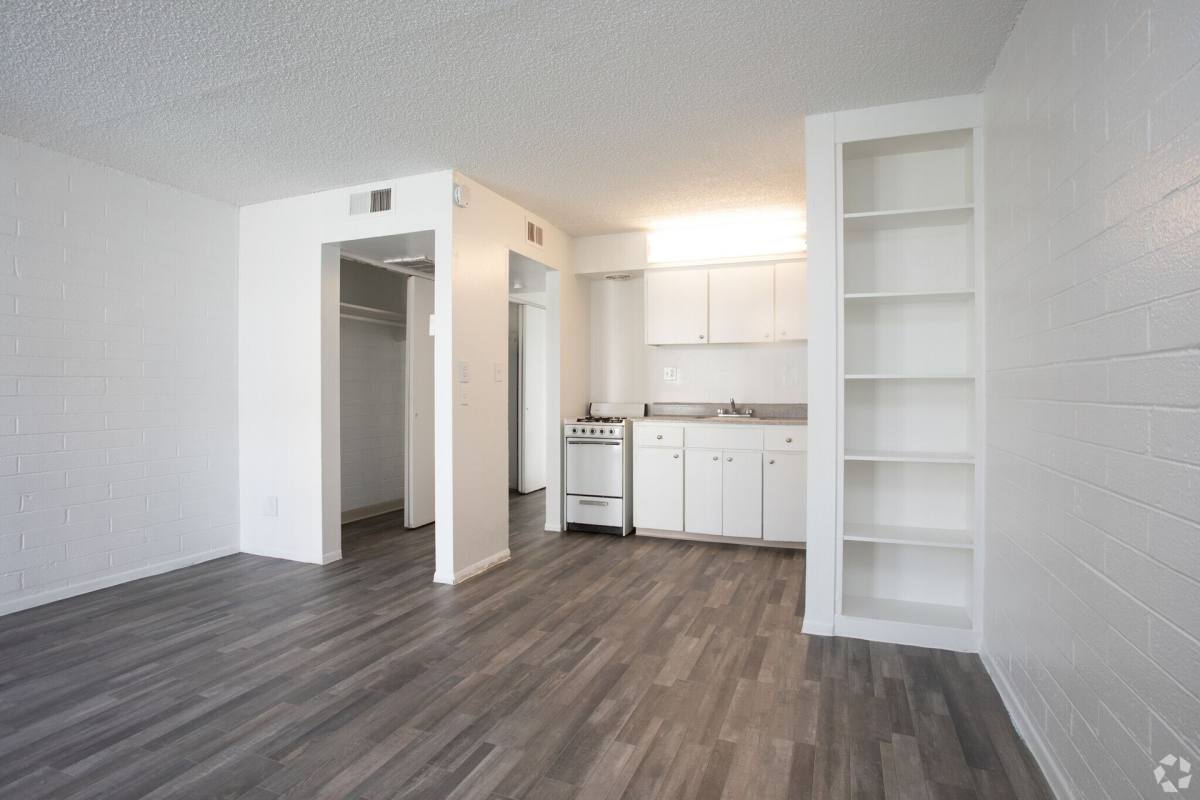 Apartment for rent at 919 N Alvernon Way, Tucson, AZ 85711