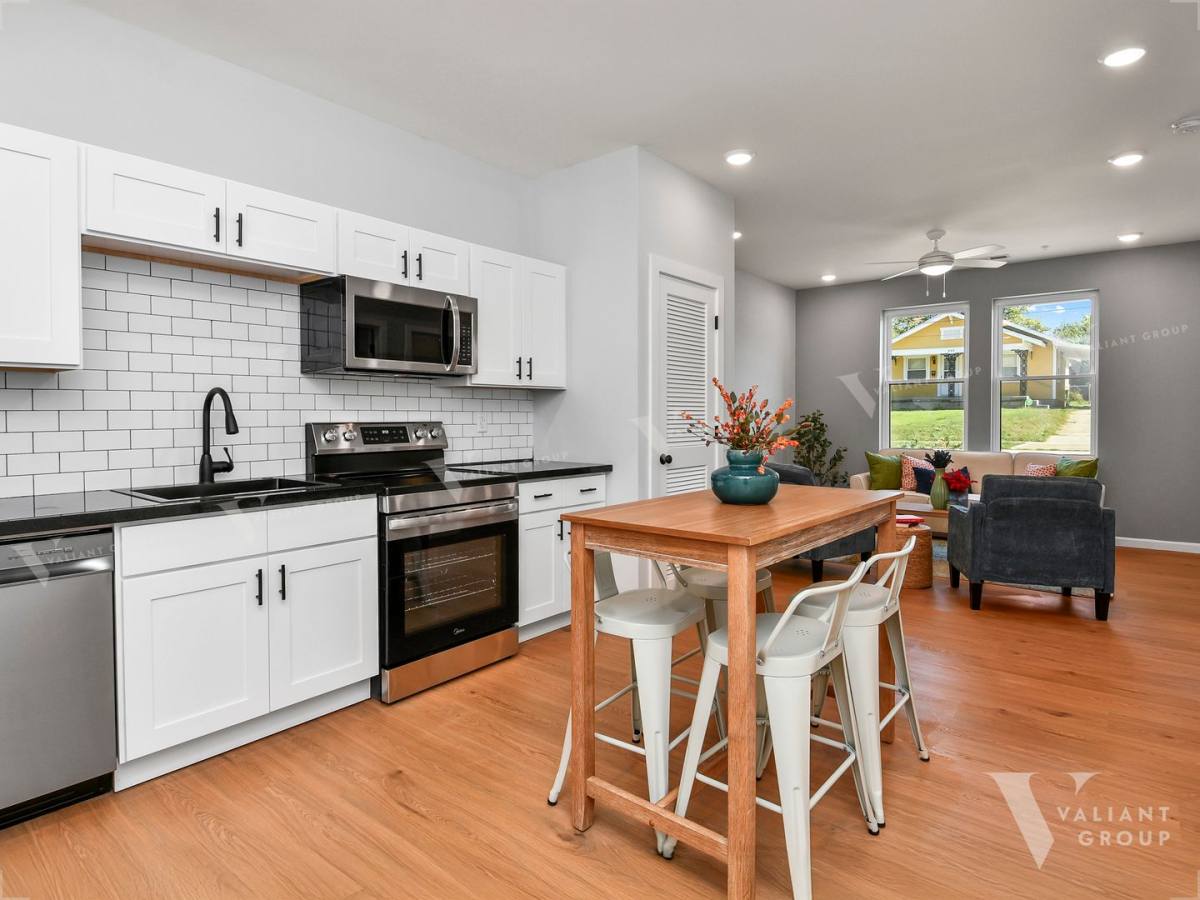 Apartment for rent at 505 W Grand St, Springfield, MO 65806