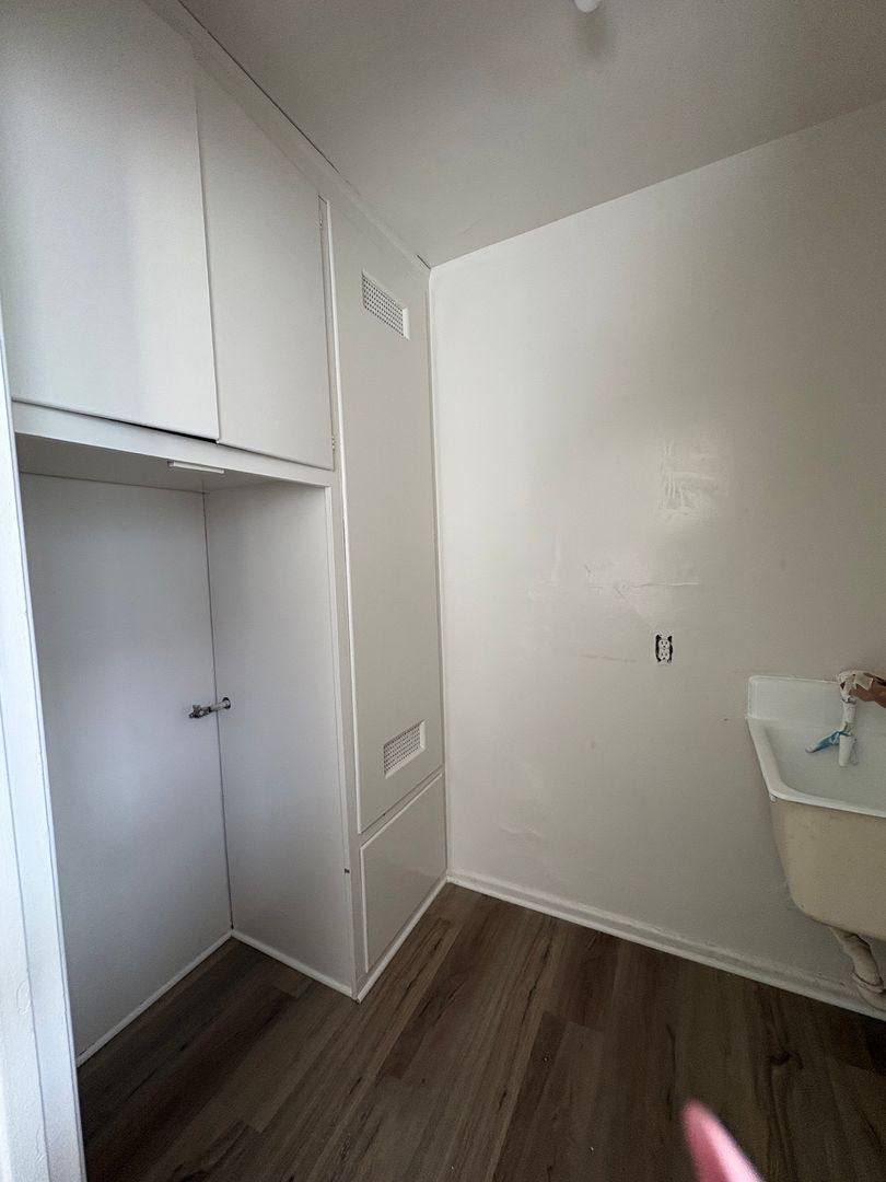 Apartment for rent at 346 Palos Verdes Dr, Redondo Beach, CA 90277