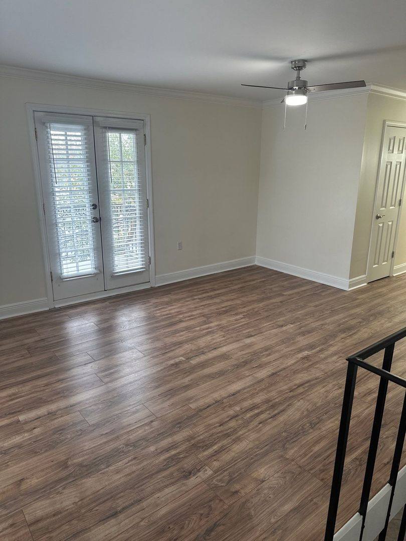 Apartment for rent at 3008 5th St, Metairie, LA 70002