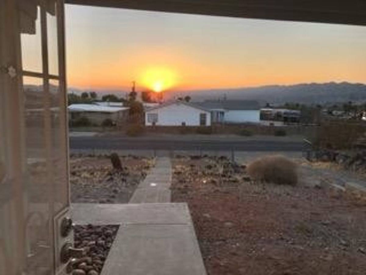 House for rent at 1650 Arriba Dr, Bullhead City, AZ 86442