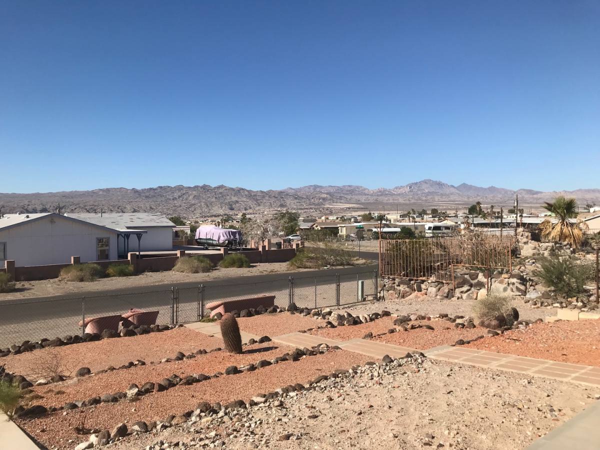 House for rent at 1650 Arriba Dr, Bullhead City, AZ 86442